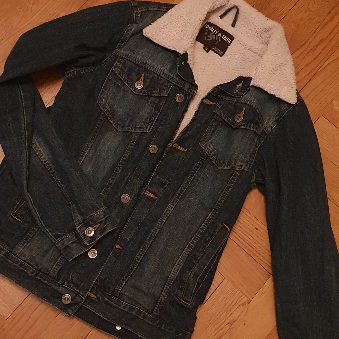 Jeansjacka med pile-foder Storlek S