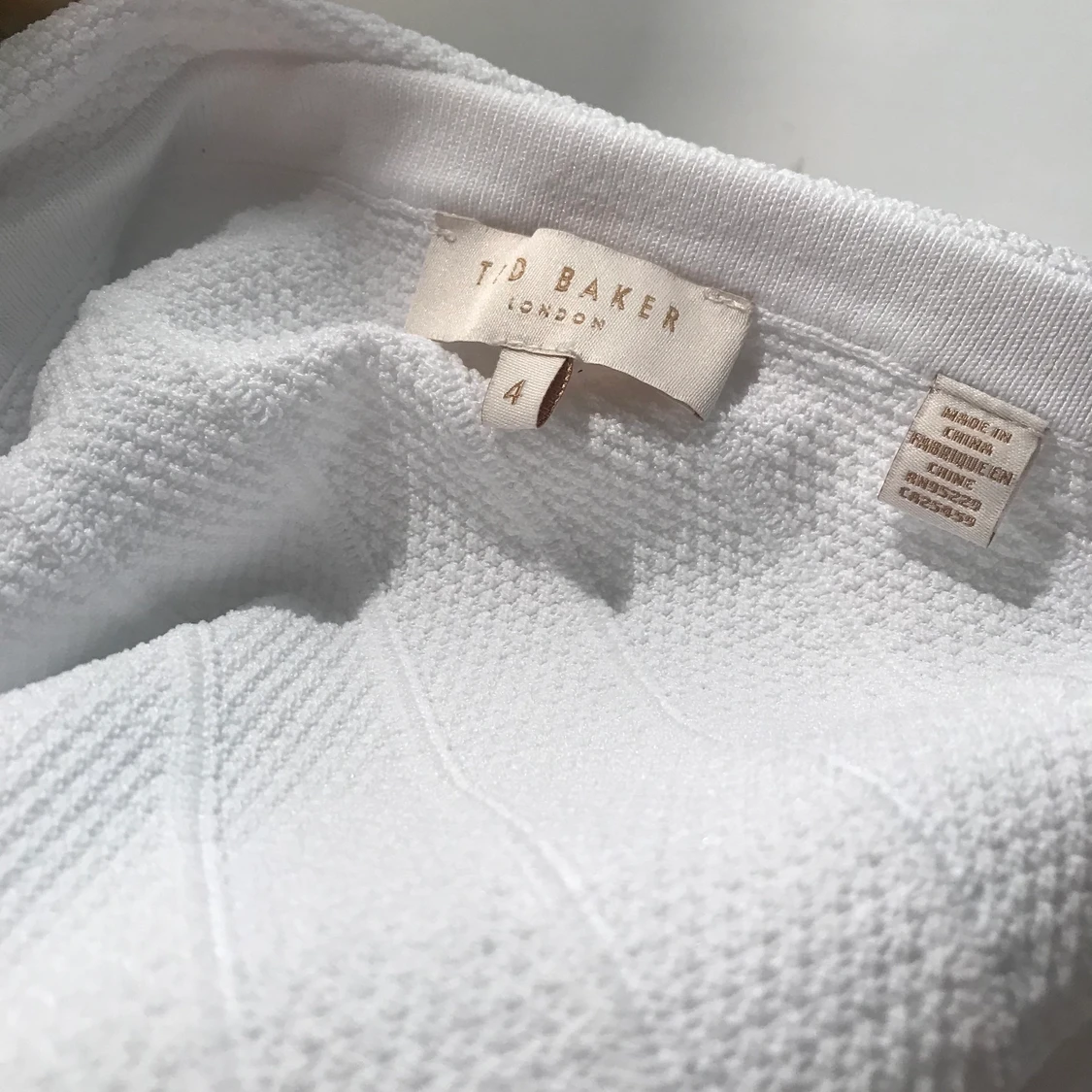 Ted Baker klänning  - 90