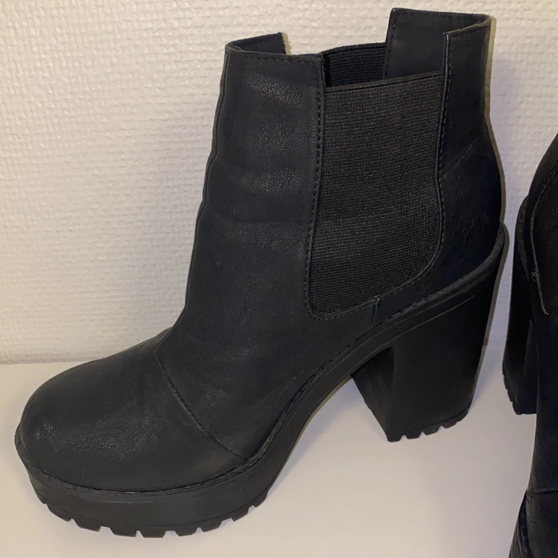 Höstsko med chunky klack.  - 91