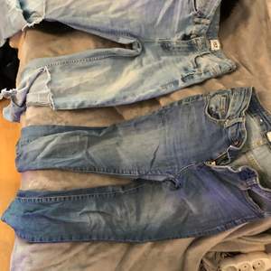 Jeans från lager 157. Säljer båda två i samma 