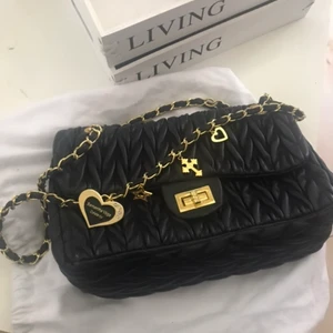 Väska - En bra skick väska , frakt tillkommer!