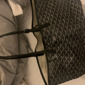 Goyard väska - Rymlig goyard väska knappt använd 