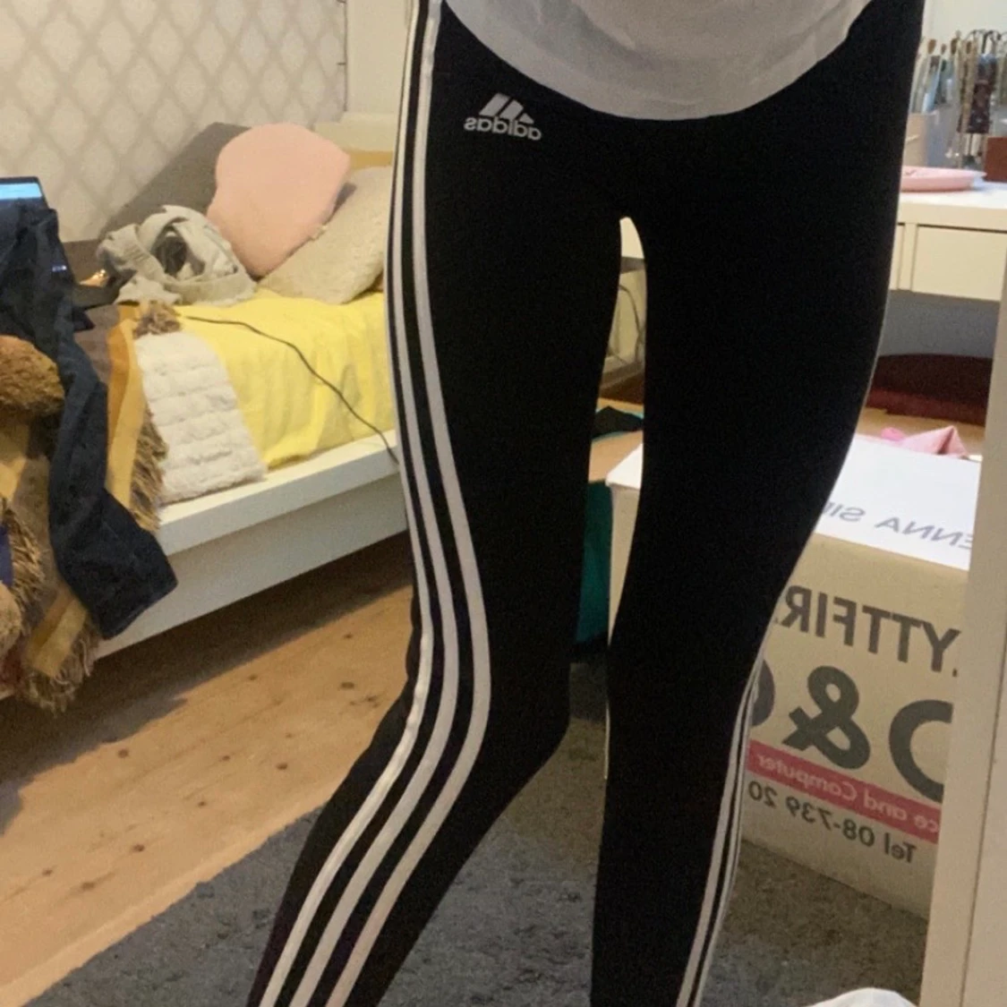 Svarta adidas tajts - 90