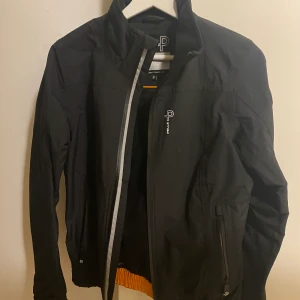 Pelle P Jacka - Använd en gång