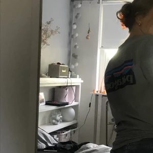 Patagonia - Supersnygg och trendig Patagonia tröja i storlek S som tyvärr inte kommer till användning🥰köparen står för frakten