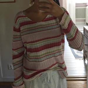 Stickad tröja  - Randig stickad tröja!