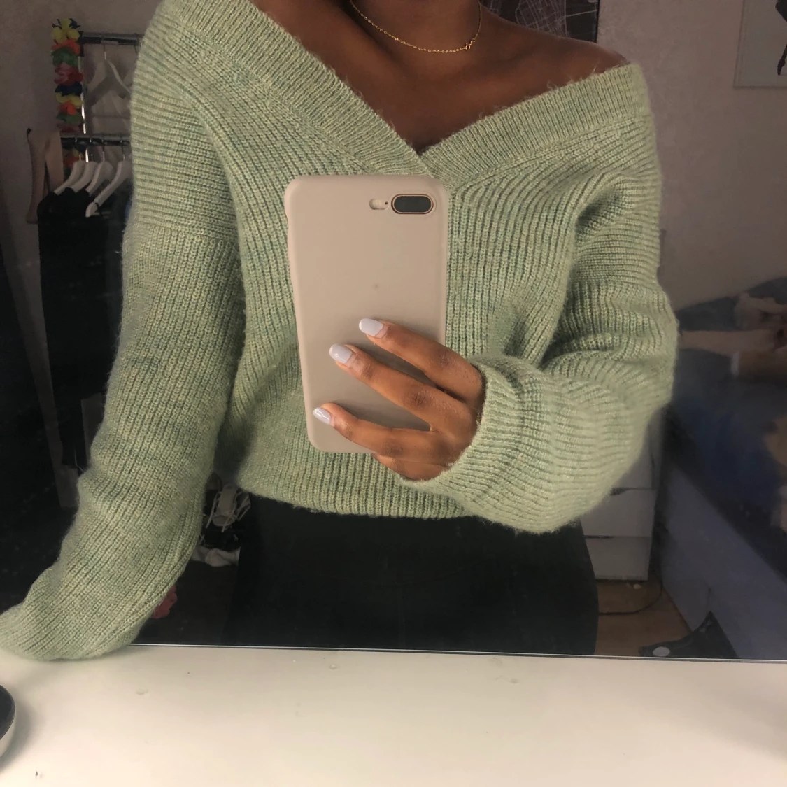 Stickad ofshoulder - 90