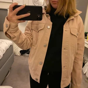 Oversized Jeansjacka 😇 - Superfin och använd typ 3 gånger! 💕