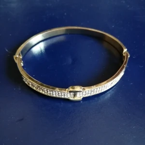 Armband  - Pris inklusive frakt 