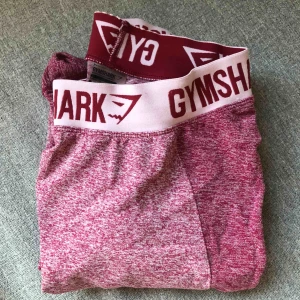  - Gymshark tränings tights i storlek S, endast använda 1 gång! Säljes pga det är för små 🦋