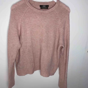  - Fick i julklapp men inte min smak, storlek är L med passar även M. 