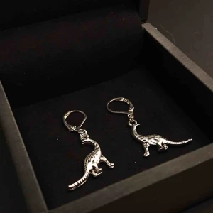  - Handgjort örhänge 🦖 (+frakt 9kr)