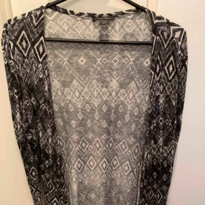  - Mjuk och skön kofta!