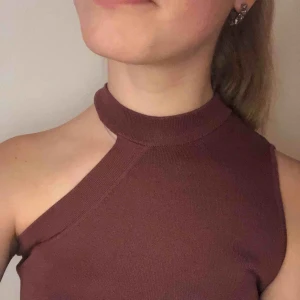  - Cool topp från Zara, perfekt till fest. Knappt använd.