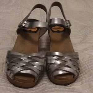  - Superfina trä klackskor från Swedish hasbeens, använd ett par gånger