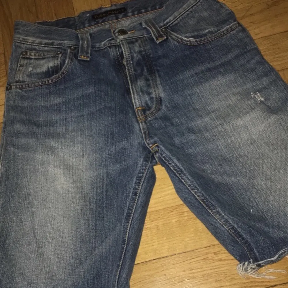 Säljer ett par shorts märke nudie, säljs pga av för små. 100 riksdaler tack!. Shorts.