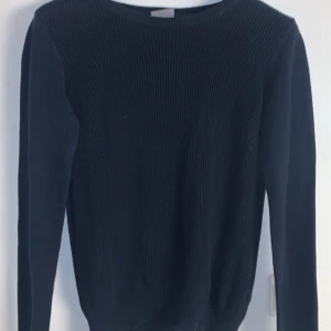 Blå sticka tröja  - Blå sticka tröja från vero Moda