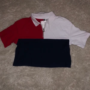 Tre förgad tröja - Aldrig använd prislappen kvar. Köpt från H&M. Nypris 149kr. Frakt ingår ej