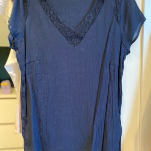 Storlek XL  - Aldrig använd 