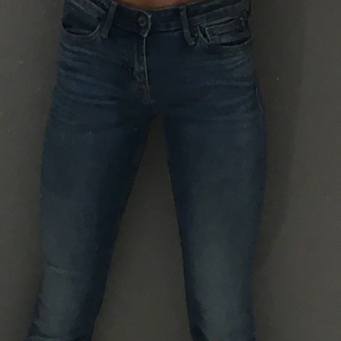 Blåa lågmidjade jeans  - 90