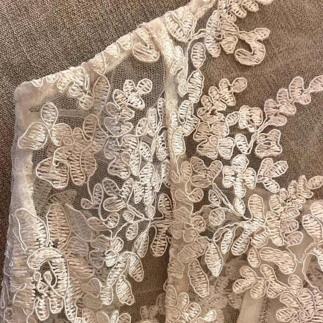 Vit topp i spets - 90