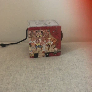 Lade-Maja pussel - Ett barn pussel förpackningen är skadad. Alla bitar fins kvar. 20kr