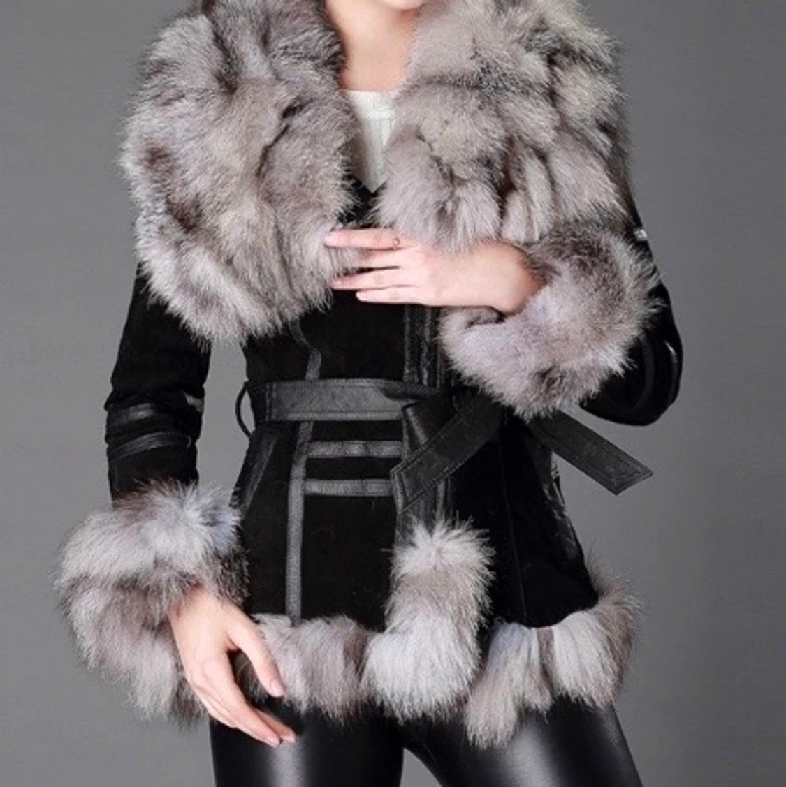 Äkta pälsjacka storlek S - 90