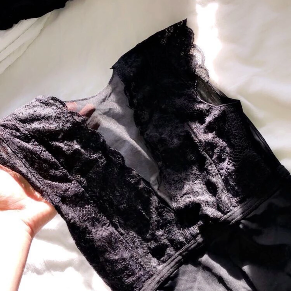 3 olika toppar/Bodies! Från Zara & HM - 91