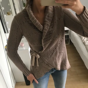 Bondelid kofta  - Beige kofta från bondelid 🤎