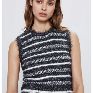 Stickat linne - Helt oanvänd med lappar kvar från zara 🧡