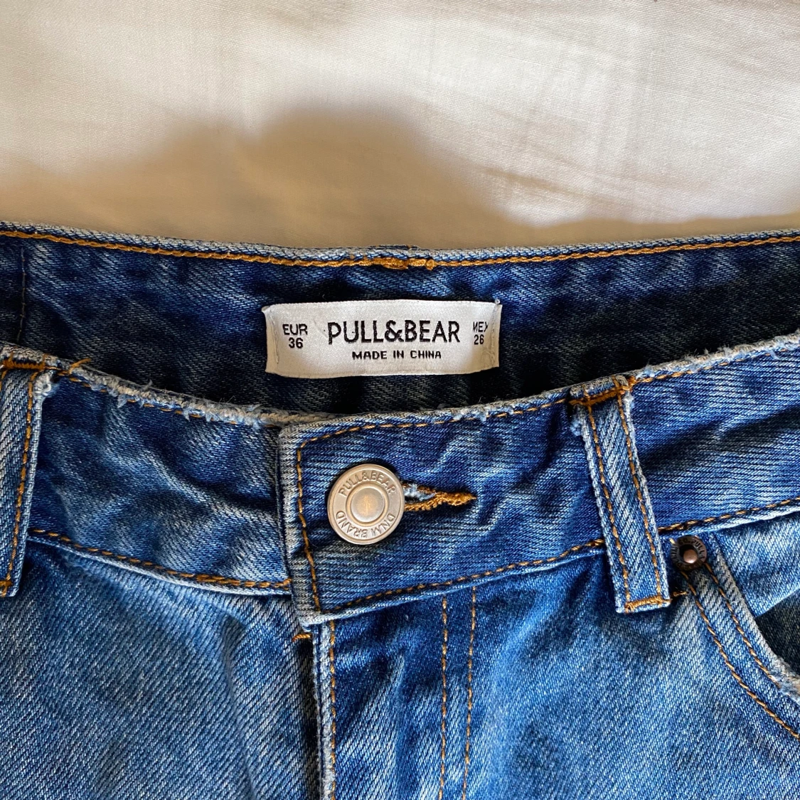 Skitsnygga jeansshorts - 91