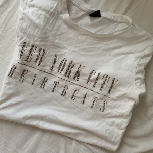 Cool t-shirt  - Snygg t-shirt som inte längre används 