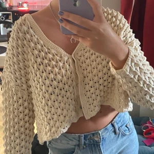 Zara kofta - (andra bilden lånad) så najs söt kofta från zara! 