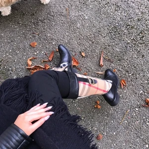 Burbbery stövlar  - Storlek 37