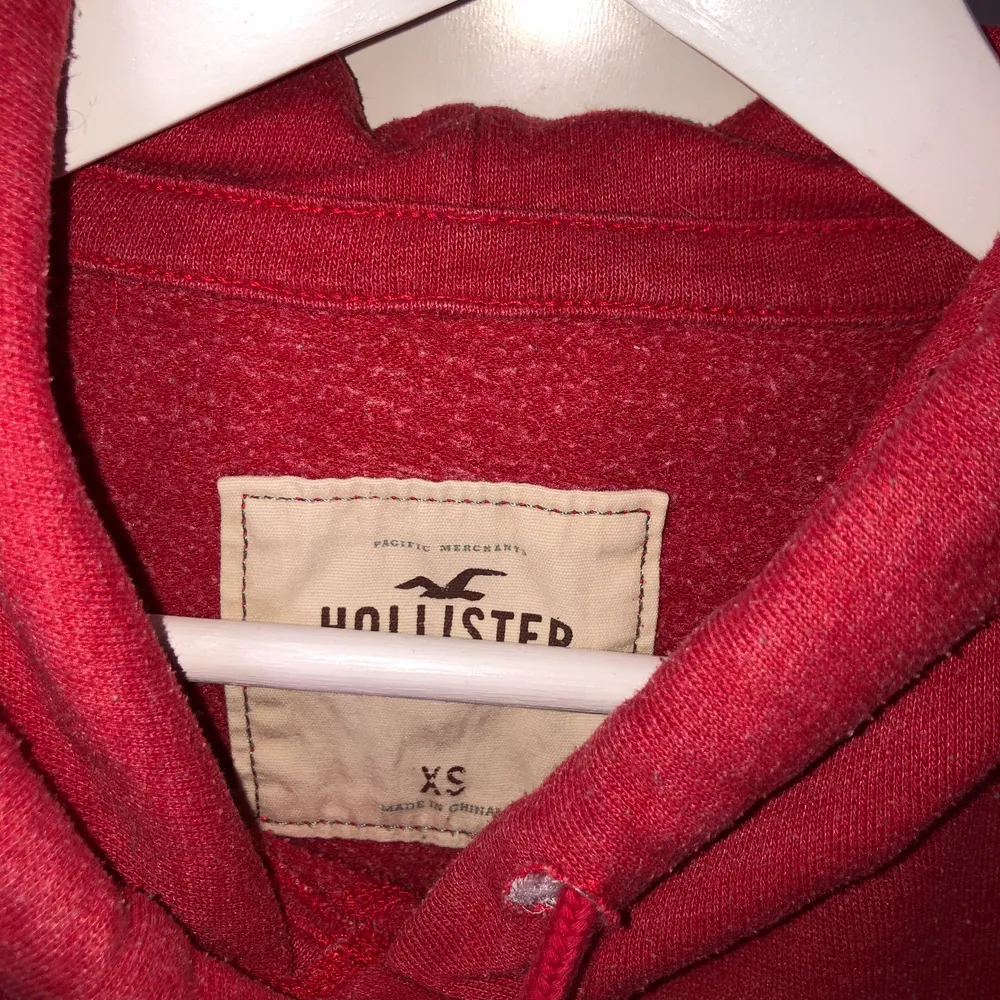 Hoodie från Hollister i strl XS. Bra skick. Hoodies.