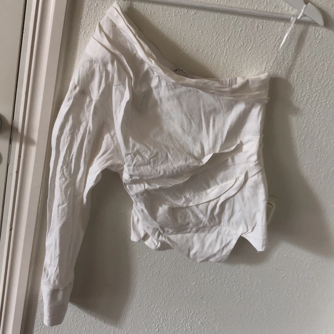 Enarmad tröja, strl S