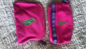 Ralph Lauren necessär  - Säljer två superfina necessärer från Ralph Lauren i mycket gott skick! Säljes pga att dom inte kommer till användning. Köparen står för eventuell frakt. 