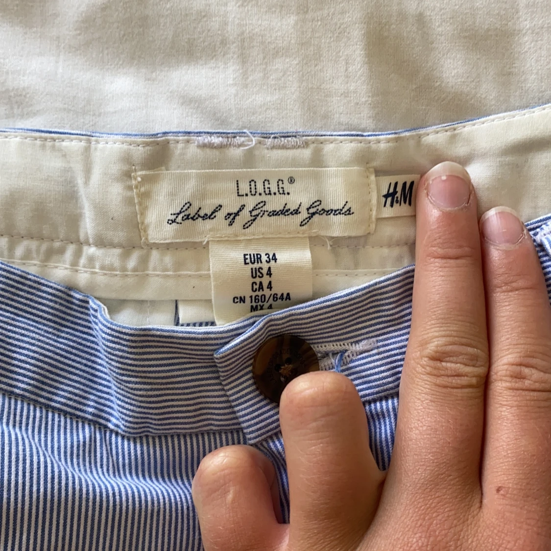 Blå randiga shorts - 91