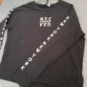 Tröjor - Vanliga tröjor 25kr per styck