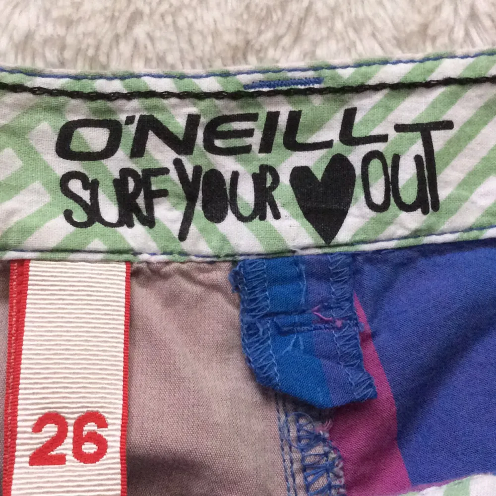 O ’ Neill shorts st.26,midjemått 82 cm.. Shorts.
