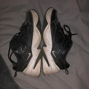 Nike-skor - Säljer dessa coola nikes kommer ej ihåg vilken modell det är men de köpte för 1200 kr!❤️