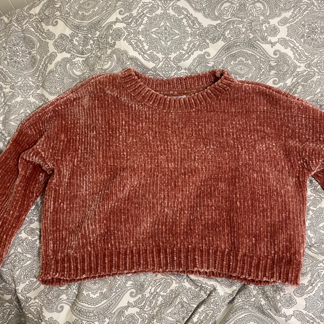 ONLY cropped pink hoodie 