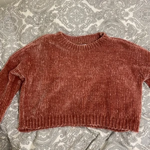 ONLY cropped pink hoodie  - Super Warm and Cozy 💖