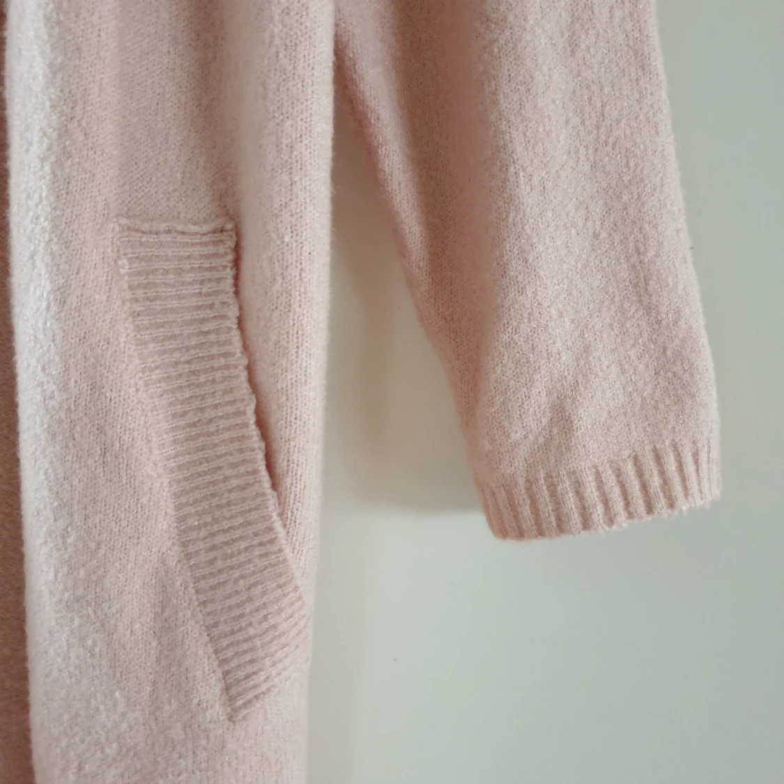 Ljusrosa mysig kofta  - 90