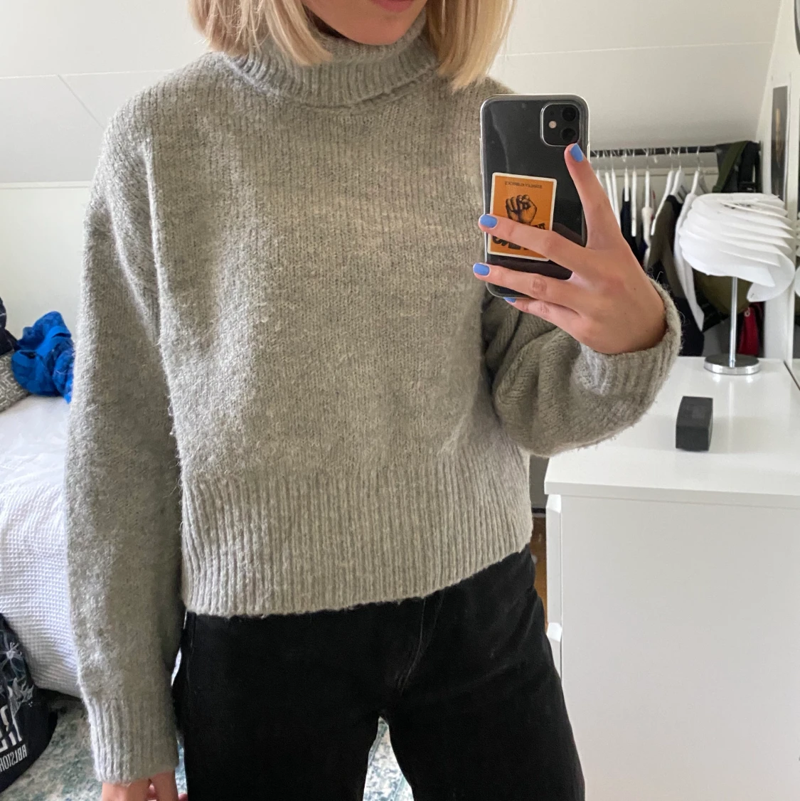 Stickad grå tröja - 91