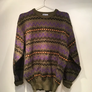  - Den perfekta 80-tals tröjan 💓 mycket bra kvalitet 💓 passar strl S-L 