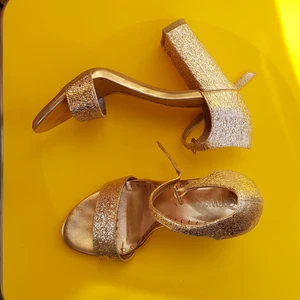  - Used only for a day.