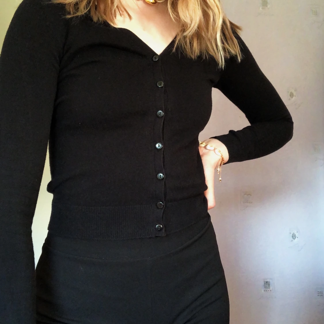 Svart trendig koftađ