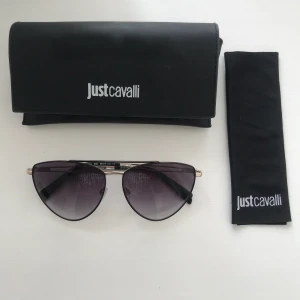 Cavalli Sunglasses  - • oanvända • solglasögon • superfina • 