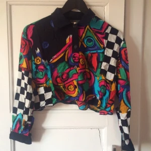  - Croppad skjorta från secondhand i San Fransisco! Mycket cool!